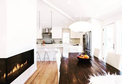 Flare: Left Corner 80 - 16" High Glass - primary view